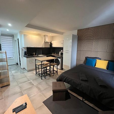 Studio Confortable Avec Balcon Villeneuve-sur-Lot Eksteriør bilde