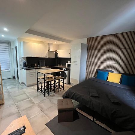 Studio Confortable Avec Balcon Villeneuve-sur-Lot Eksteriør bilde