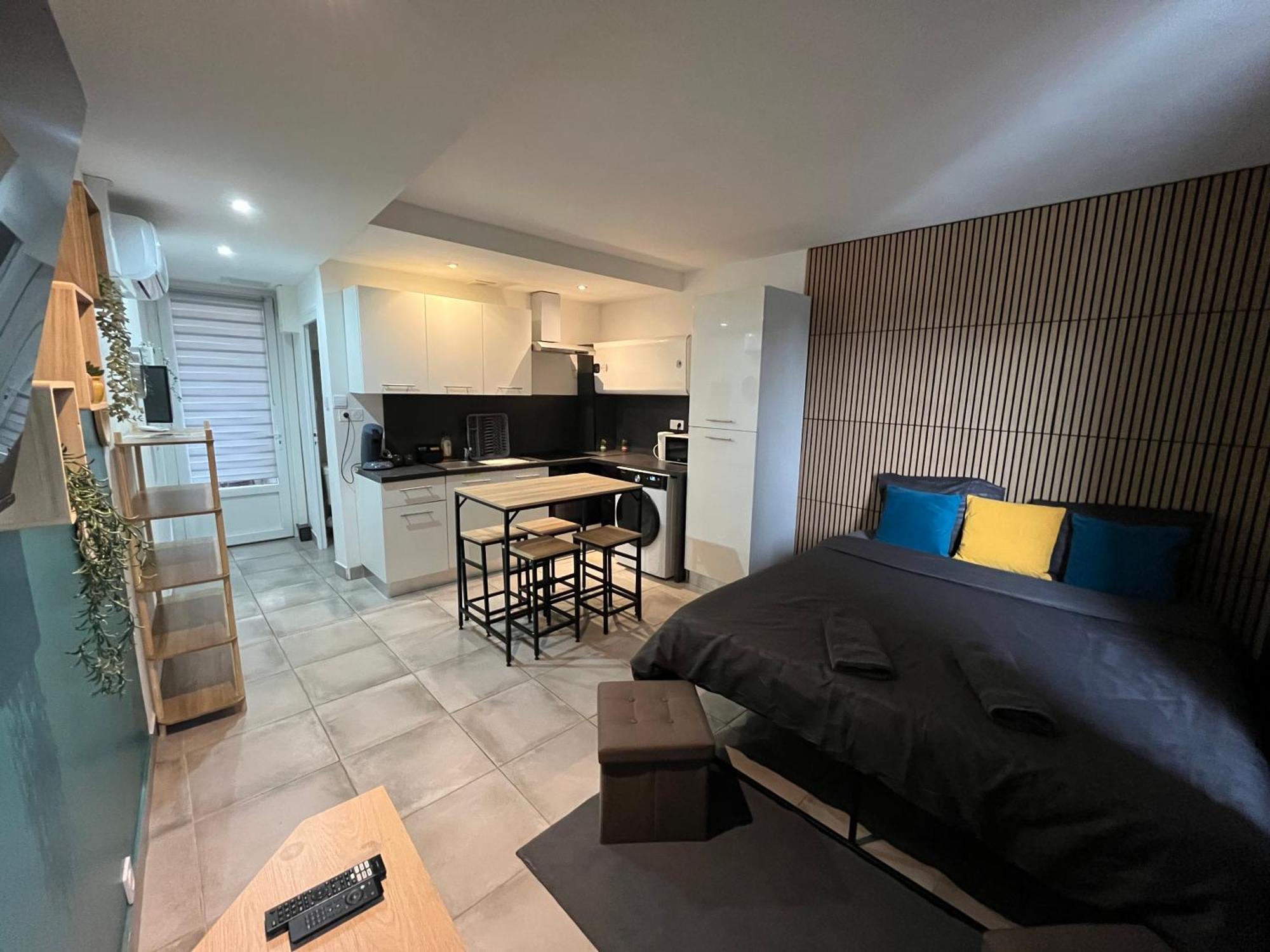 Studio Confortable Avec Balcon Villeneuve-sur-Lot Eksteriør bilde